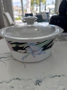 Vintage Mikasa Fire & Ice Charisma floral 
Covered Casserole Dish